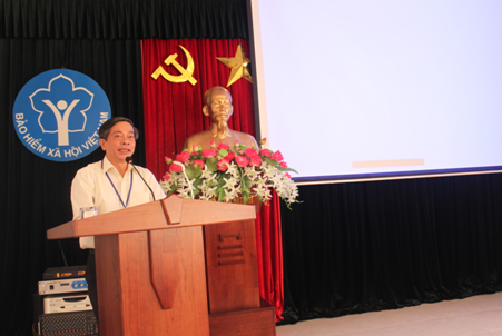 Ông Đinh Văn Hiệp, Giám đốc BHXH thành phố phát biểu khai mạc Hội nghị